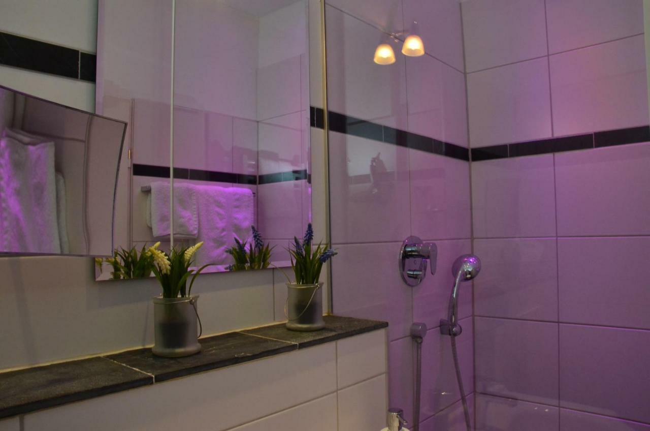 Zentral Gelegen - Stilvolles In Moabit Apartment Berlin
