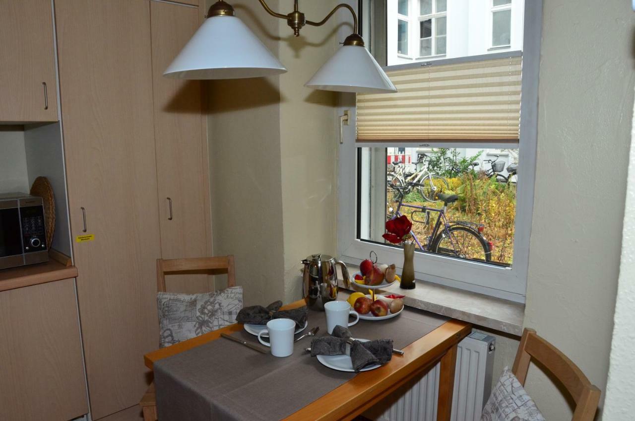 Zentral Gelegen - Stilvolles In Moabit Apartamento